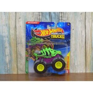 Hot Wheels Monster Trucks Skelesaurus Power Smashers  Connect and Crash Car 1/64